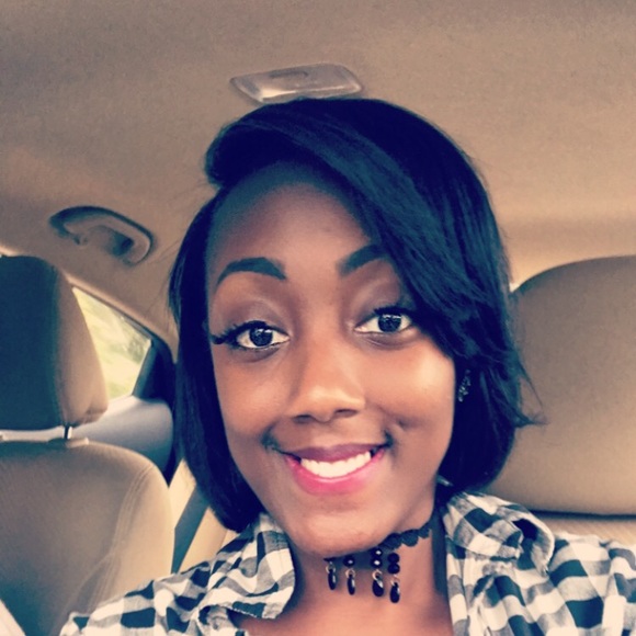 Meet your Posher, Shauntae - Picture 1 of 1